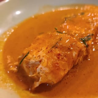 P17 Chu-Chee Salmon**