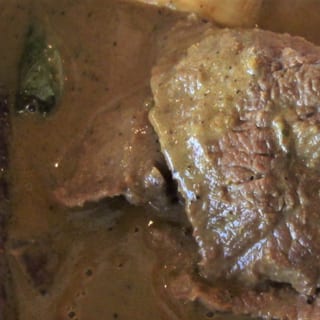 P44 Sap's Special Keow Wan Beef Curry**